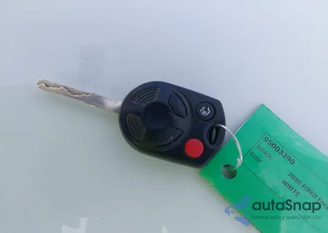 2016 Ford Focus S z USA, uszkodzony, nr VIN 1FADP3E29GL305682